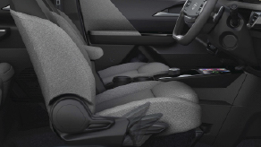6-way height adjustable driver seat for perfect seating posture in Tata Tiago
